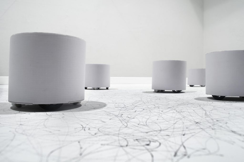 Gestalt of Robots – Robots side-view